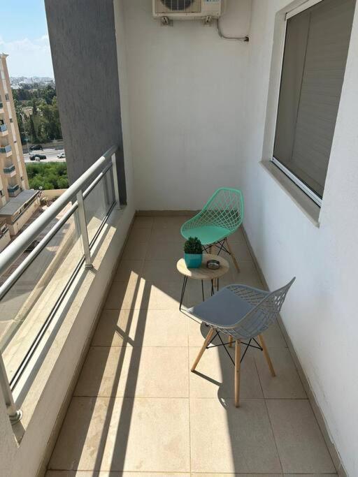 Cosy Et Spacieux, Avec Balcon アリアナ エクステリア 写真